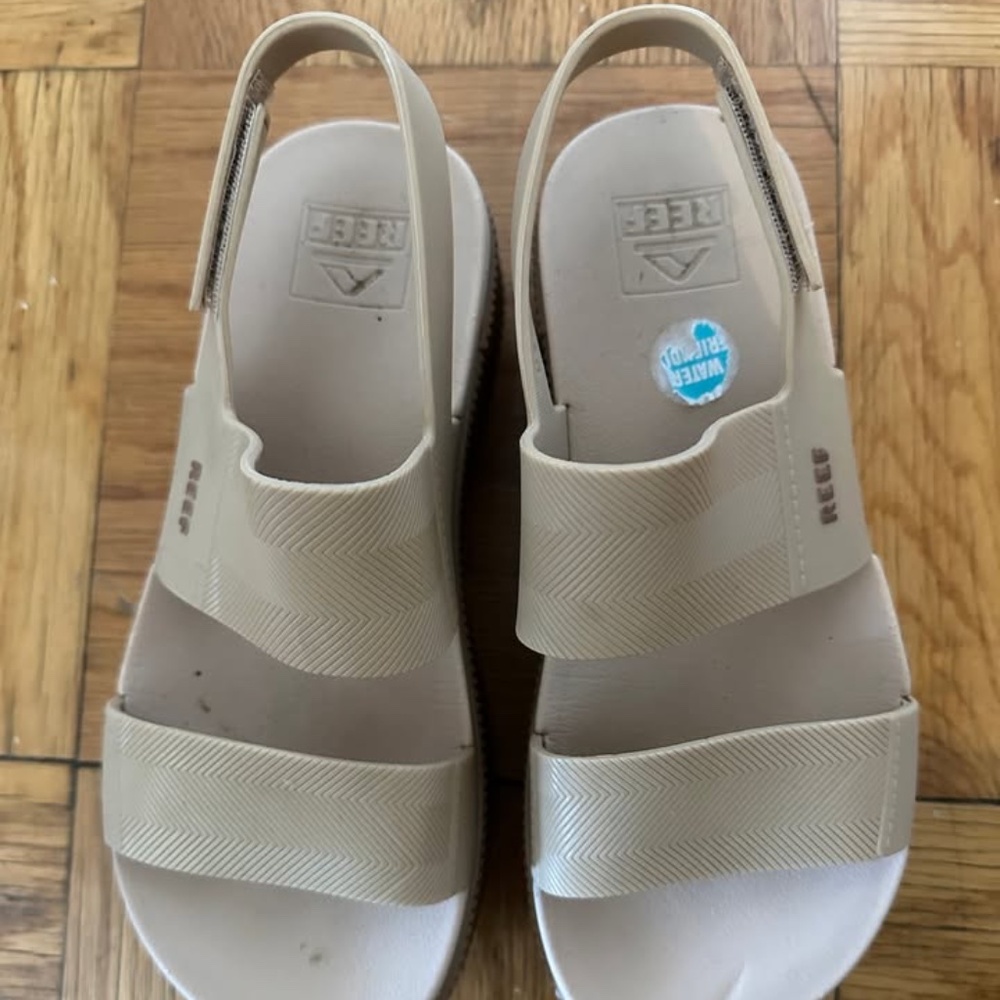 women's waterproof platform sandals